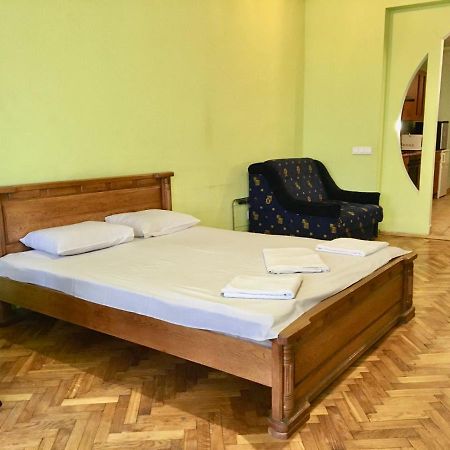 Svobody, Apartments Near The Opera Lviv Eksteriør bilde